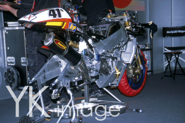 03 APRILLIA ENGINE