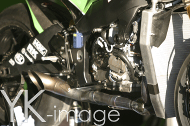 04 KAWASAKI ENGINE