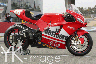 05 DUCATI CAPIROSSI