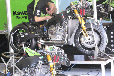 05 KAWASAKI ENGINE