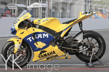 06 YAMAHA ROSSI