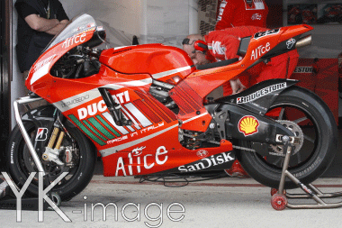 07 DUCATI CAPIROSSI