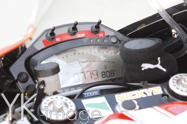 09 DUCATI INSTRUMENT PANEL